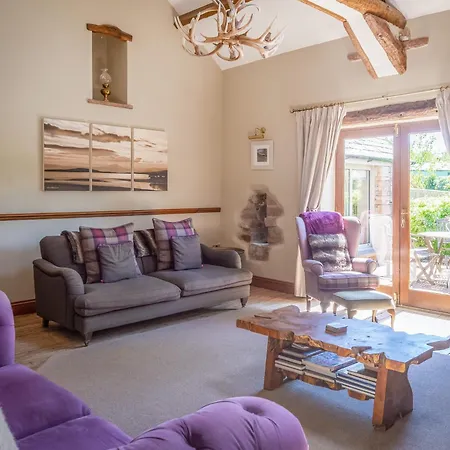 Garden * Pooley Bridge